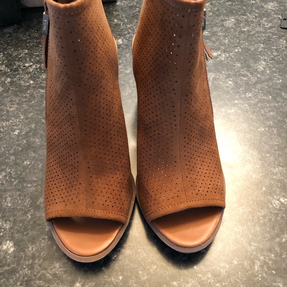Circus by Sam Edelman booties NWOT